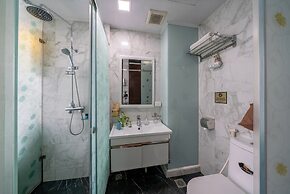 Bella Premier Hotel & Rooftop Skybar