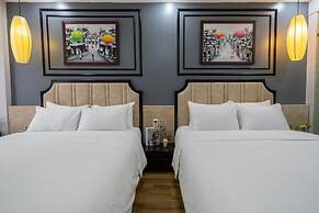 Bella Premier Hotel & Rooftop Skybar