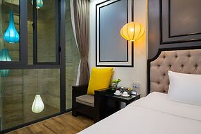 Bella Premier Hotel & Rooftop Skybar