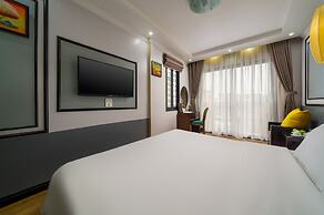 Bella Premier Hotel & Rooftop Skybar