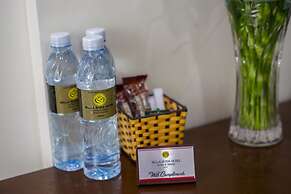 Bella Premier Hotel & Rooftop Skybar