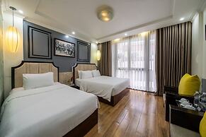 Bella Premier Hotel & Rooftop Skybar