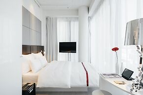 Ruby Lilly Hotel Munich by IHG