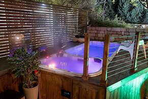 Osnata Boutique Suites