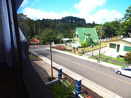 Apartamento Luxurias da Serra 01