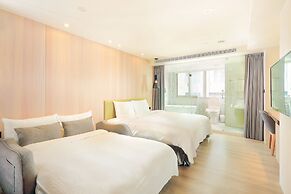 Green Hotel - West District