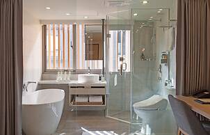 Green Hotel - West District