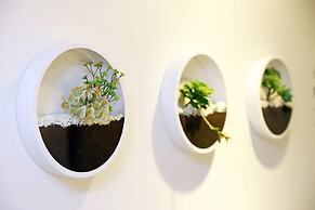 Green Hotel - West District