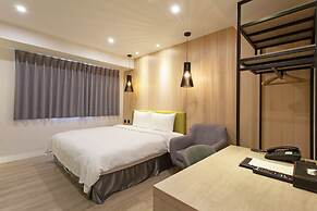 Green Hotel - West District