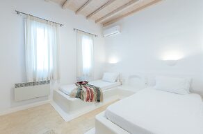 Golden Sunset Villas