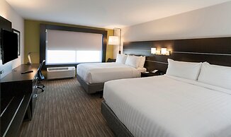 Holiday Inn Express & Suites Dodge City by IHG