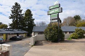 The Apple Inn