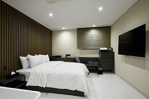 Hotel The Artist Yeoksam