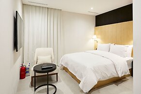 Hotel The Artist Yeoksam