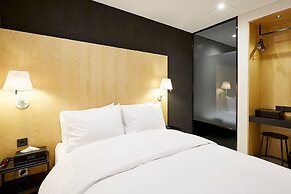 Hotel The Artist Yeoksam