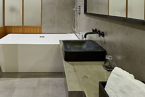 Hotel The Artist Yeoksam