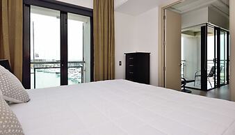Pelicanstay at Auckland Viaduct Harbour