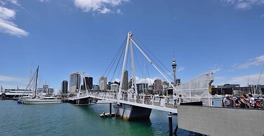 Pelicanstay at Auckland Viaduct Harbour