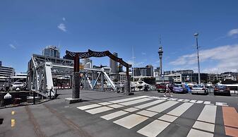Pelicanstay at Auckland Viaduct Harbour