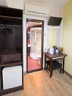 Metroplace Olympic Hotel