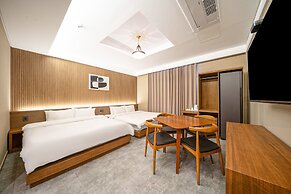Brown-Dot Hotel Daegu Hyukshin Doshi