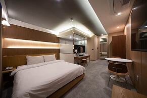 Brown-Dot Hotel Daegu Hyukshin Doshi