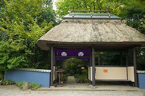 Shukubo Kawaseminoshou - The Kingfisher resort -