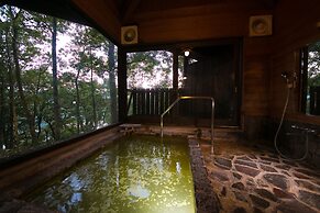 Shukubo Kawaseminoshou - The Kingfisher resort -