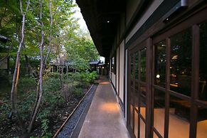 Shukubo Kawaseminoshou - The Kingfisher resort -