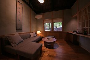 Shukubo Kawaseminoshou - The Kingfisher resort -