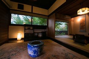 Shukubo Kawaseminoshou - The Kingfisher resort -