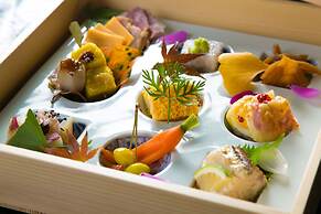 Shukubo Kawaseminoshou - The Kingfisher resort -