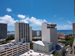 Waikiki Place - the Place to be in Waikiki