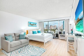 Waikiki Place - the Place to be in Waikiki