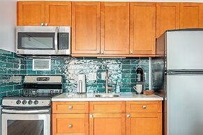 Waikiki Place - the Place to be in Waikiki