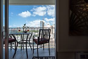 Waikiki Place - the Place to be in Waikiki