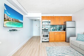 Waikiki Place - the Place to be in Waikiki