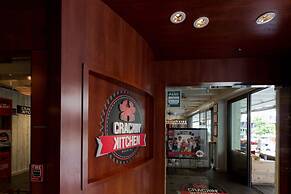 Waikiki Place - the Place to be in Waikiki