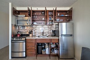 Waikiki Place - the Place to be in Waikiki