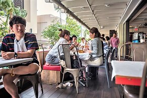 Waikiki Place - the Place to be in Waikiki