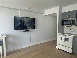 Waikiki Place - the Place to be in Waikiki