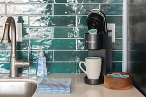 Waikiki Place - the Place to be in Waikiki