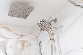 Waikiki Place - the Place to be in Waikiki