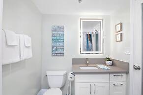 Waikiki Place - the Place to be in Waikiki