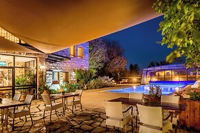 Grand Vista Boutique Hotel And Spa