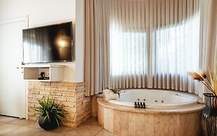 Grand Vista Boutique Hotel And Spa