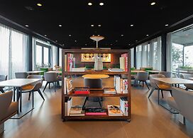 Hotel Viu Milan, a Member of Design Hotels