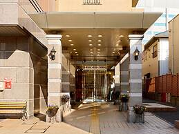 Toyoko Inn Yokohama Shinkoyasu Ekimae