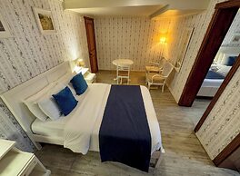 Petit Hotel Provence Gramado Tissiani