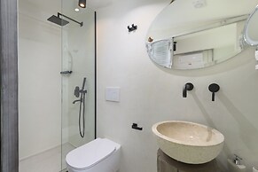 Albatross Beach Front Villas